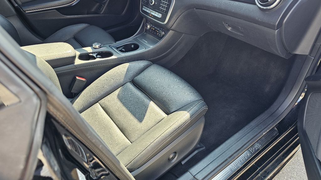 2019 Mercedes-Benz CLA-Class Image 33
