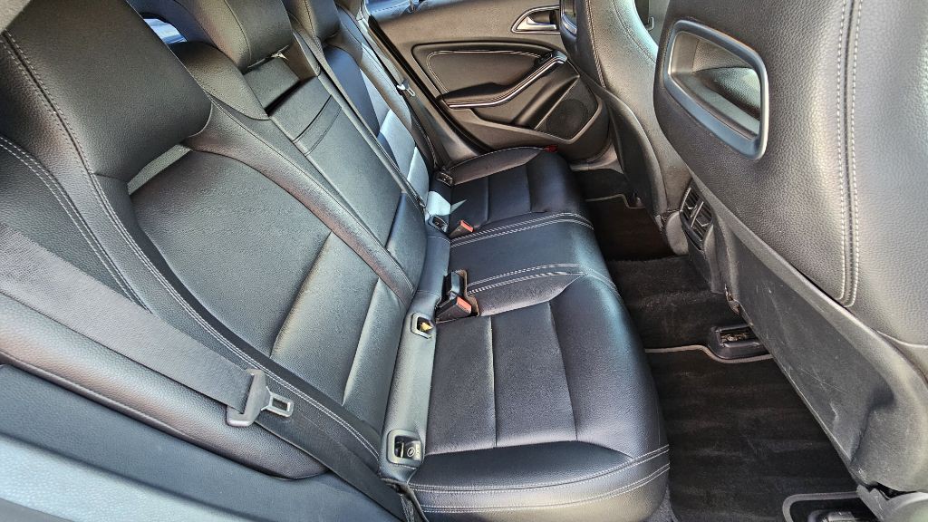 2019 Mercedes-Benz CLA-Class Image 38