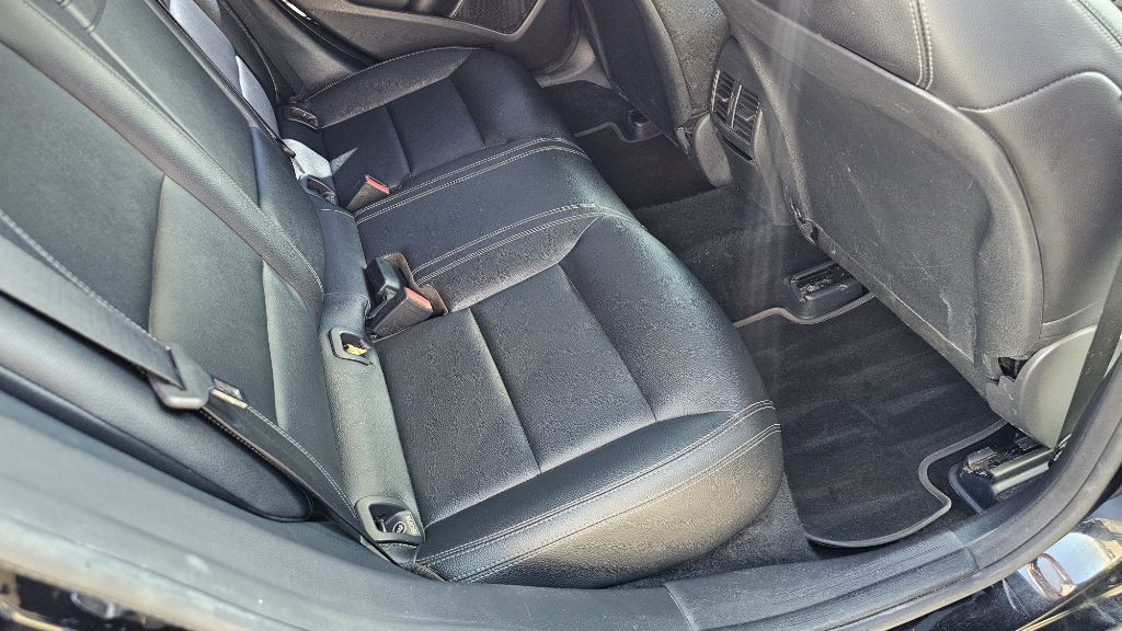 2019 Mercedes-Benz CLA-Class Image 40