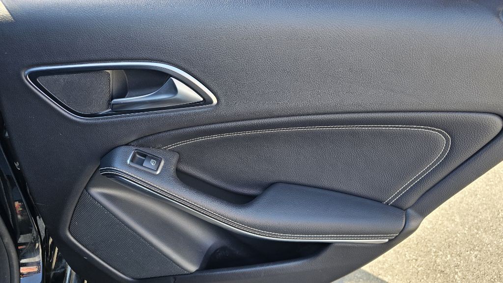 2019 Mercedes-Benz CLA-Class Image 41