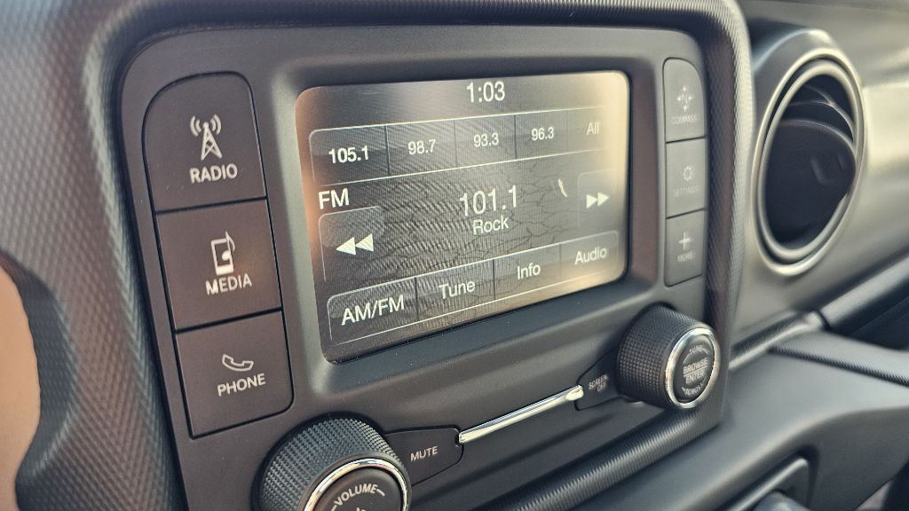 2018 Jeep Wrangler Unlimited Image 21