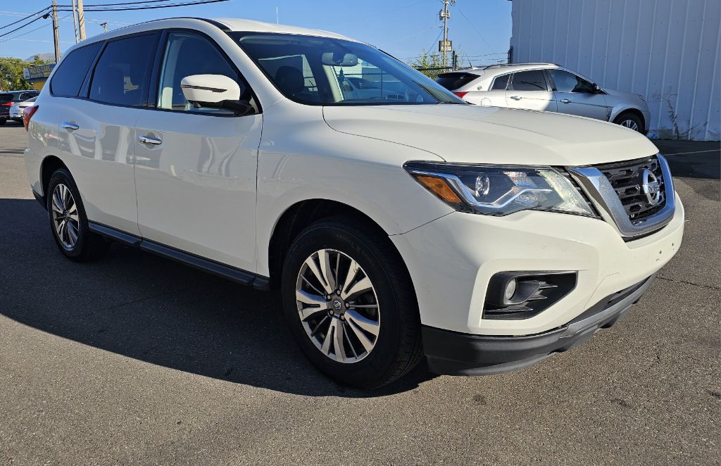 2019 Nissan Pathfinder Image 3
