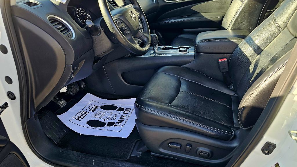 2019 Nissan Pathfinder Image 14