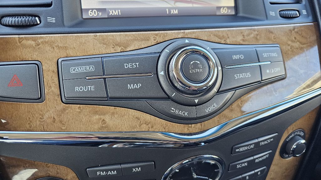 2014 INFINITI QX80 Image 25