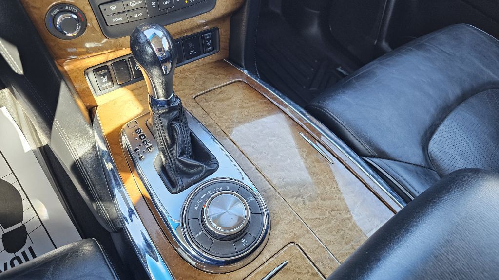 2014 INFINITI QX80 Image 29
