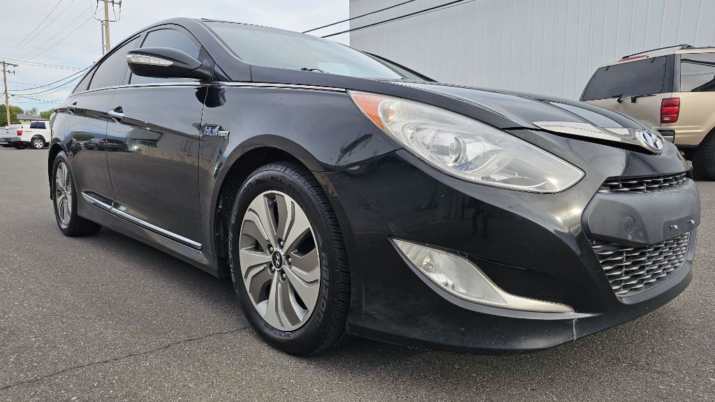 2014 Hyundai Sonata Image 3