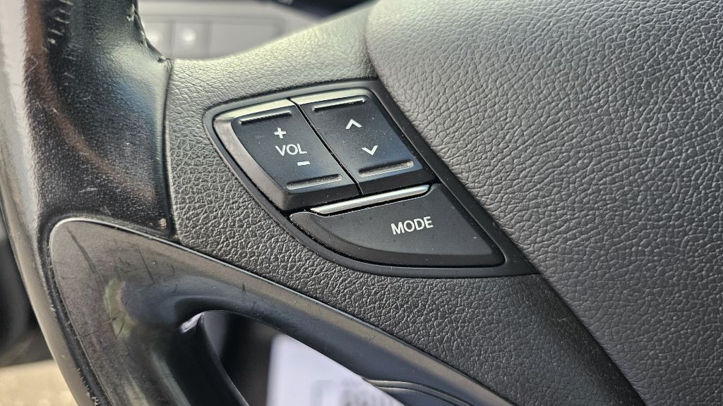 2014 Hyundai Sonata Image 17