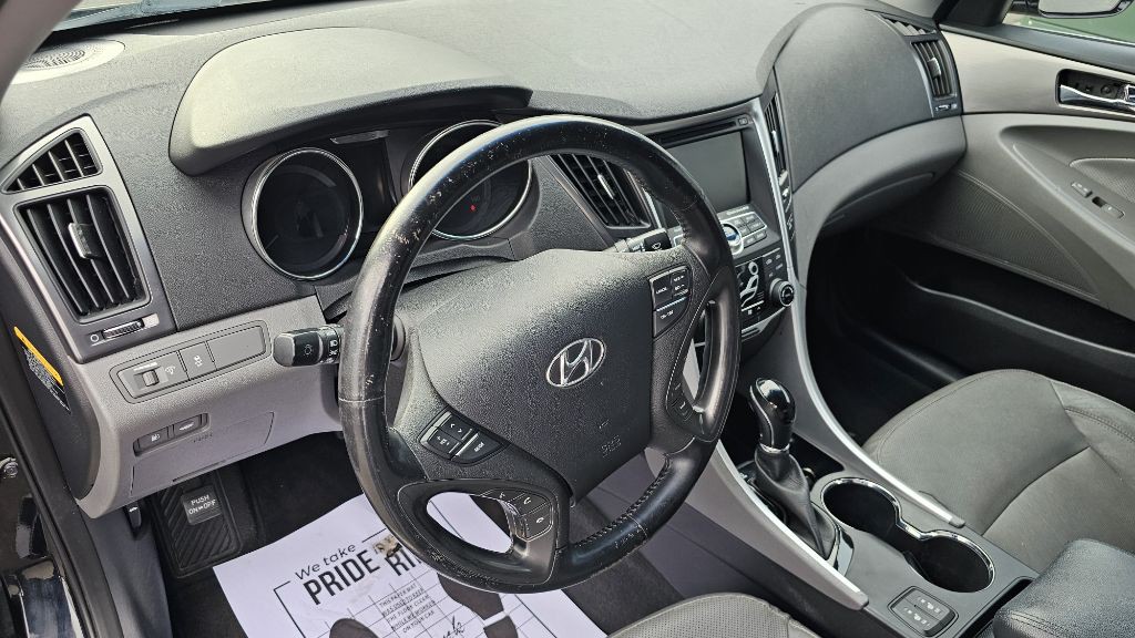 2014 Hyundai Sonata Image 18