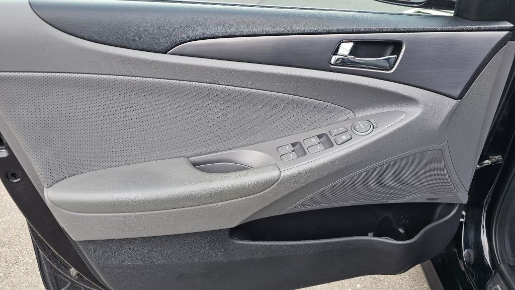 2014 Hyundai Sonata Image 34