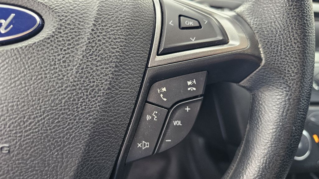 2017 Ford Fusion Image 18