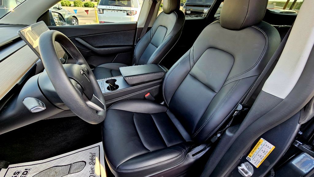 2021 Tesla Model Y Image 12
