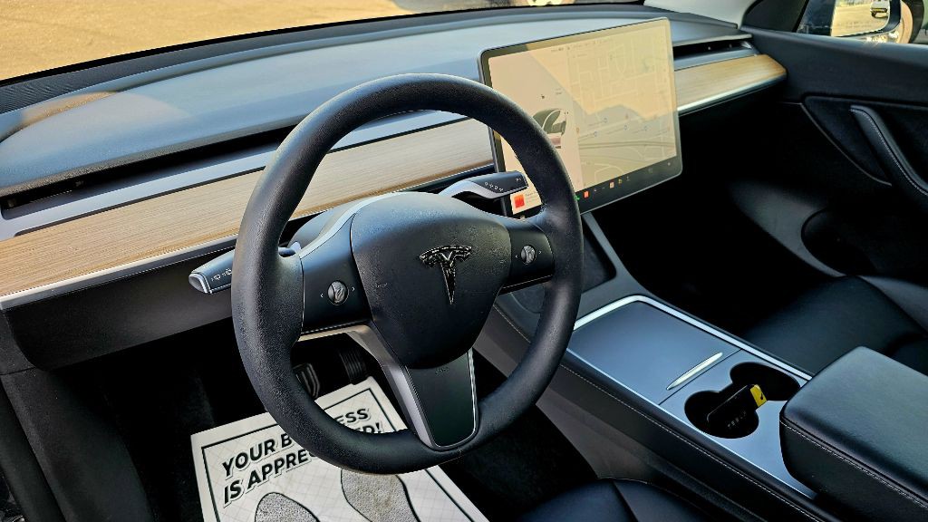2021 Tesla Model Y Image 13
