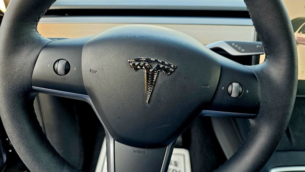 2021 Tesla Model Y Image 14