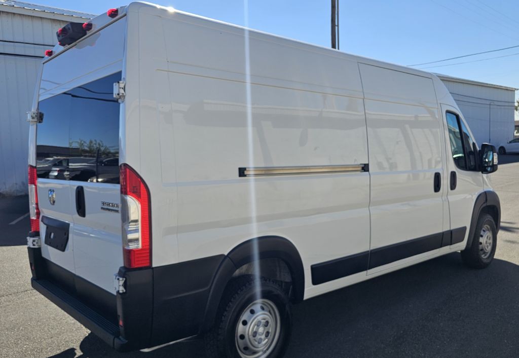 2023 RAM Promaster Image 5