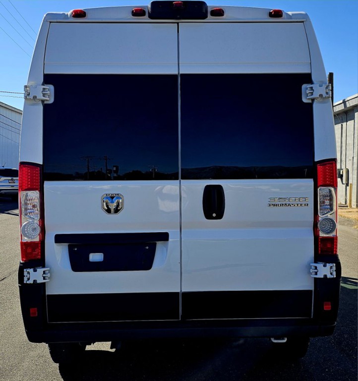 2023 RAM Promaster Image 6