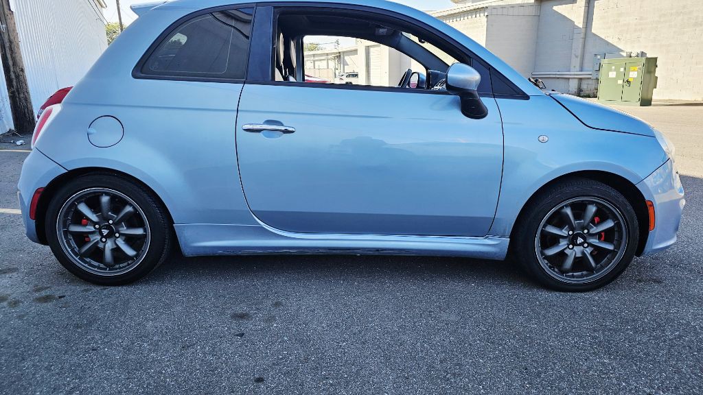 2013 FIAT 500 Image 4