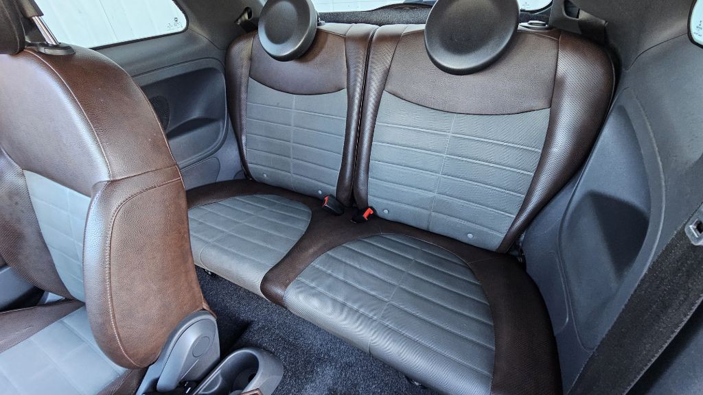 2013 FIAT 500 Image 22