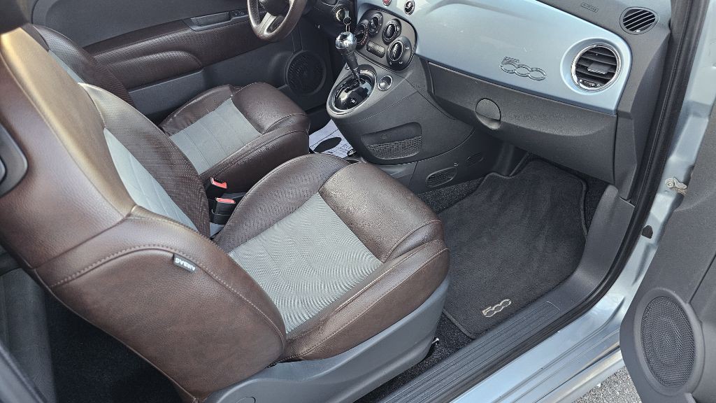 2013 FIAT 500 Image 23