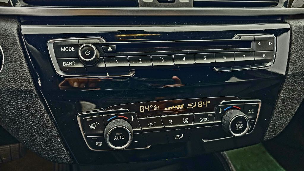 2018 BMW X1 Image 24