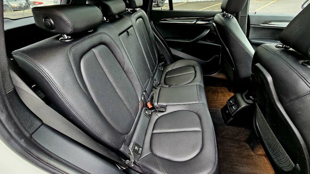 2018 BMW X1 Image 42