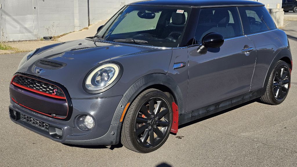2014 MINI Cooper Image 1