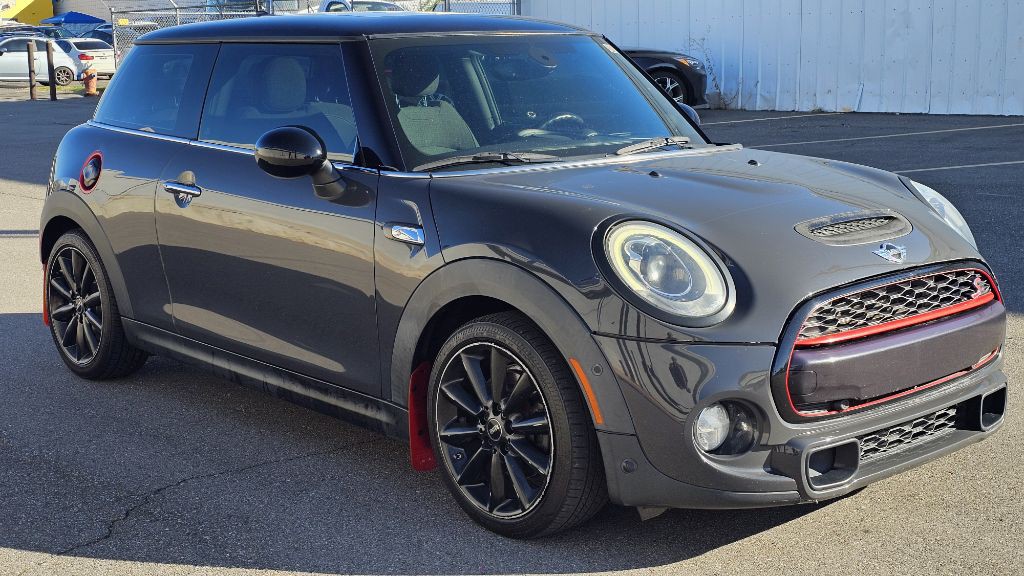 2014 MINI Cooper Image 3