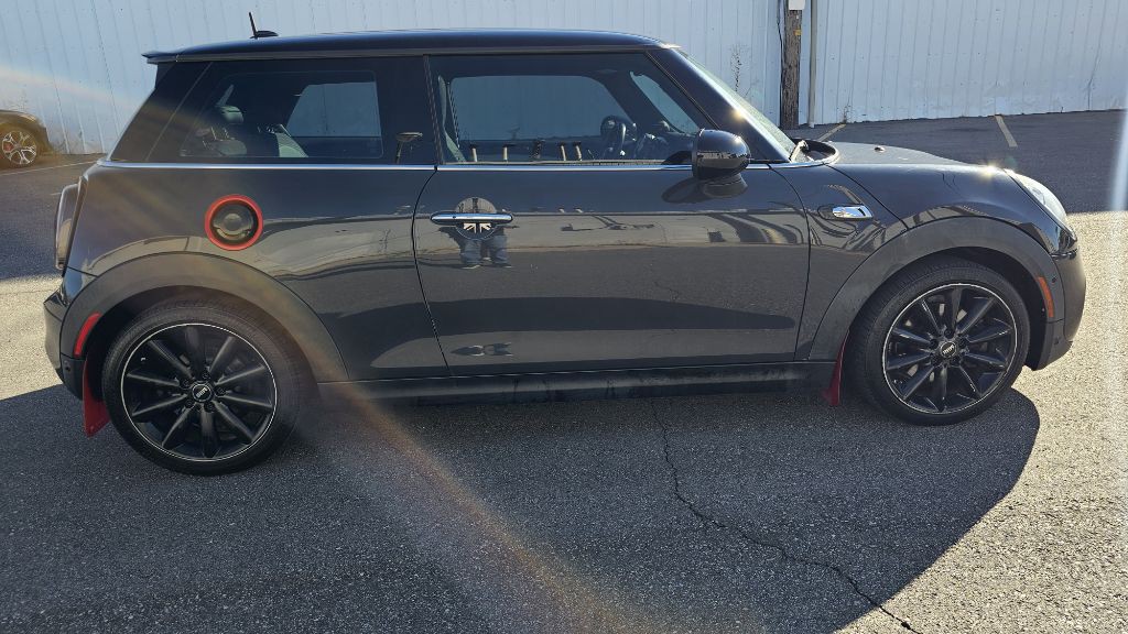 2014 MINI Cooper Image 4