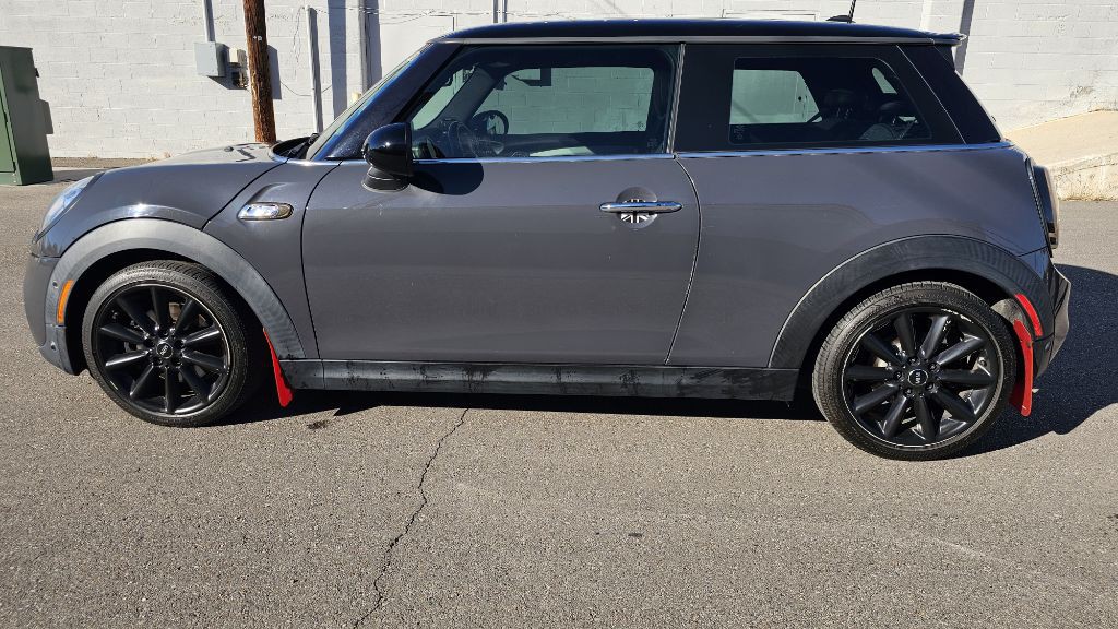 2014 MINI Cooper Image 8