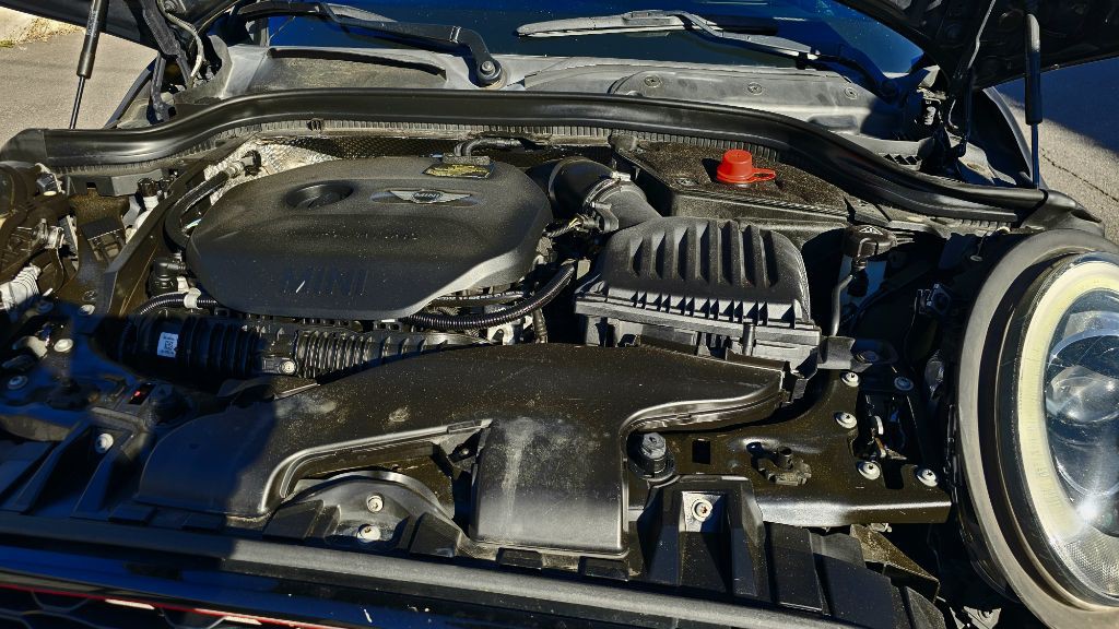2014 MINI Cooper Image 10