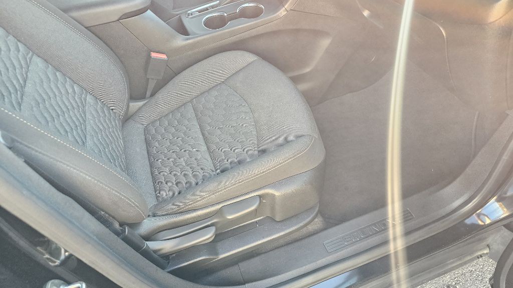 2019 Chevrolet Equinox Image 35