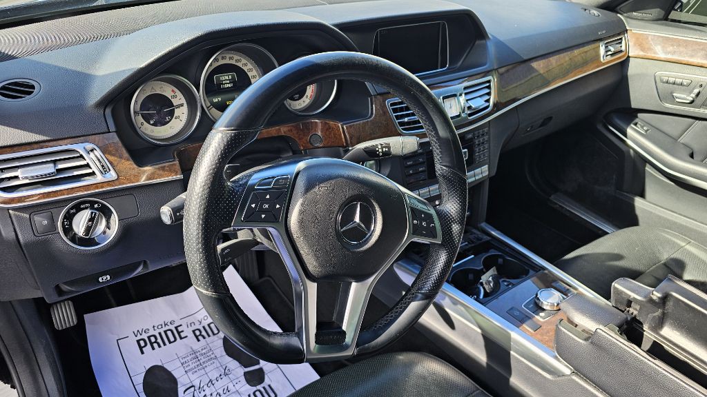 2014 Mercedes-Benz E-Class Image 15