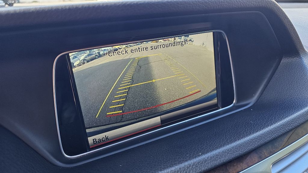 2014 Mercedes-Benz E-Class Image 25