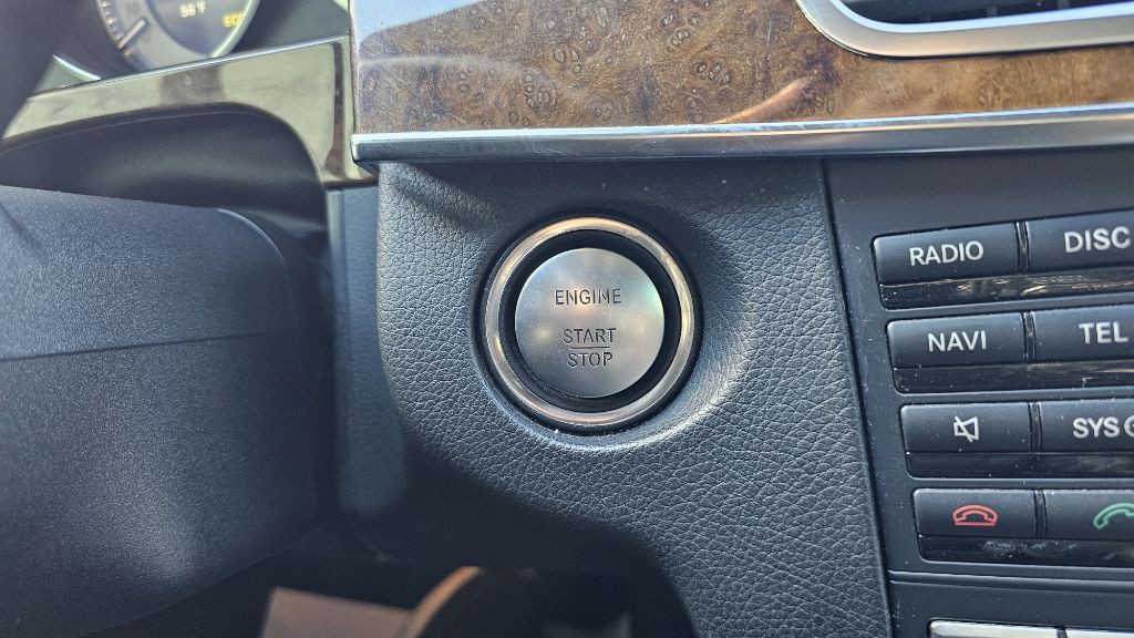 2014 Mercedes-Benz E-Class Image 28