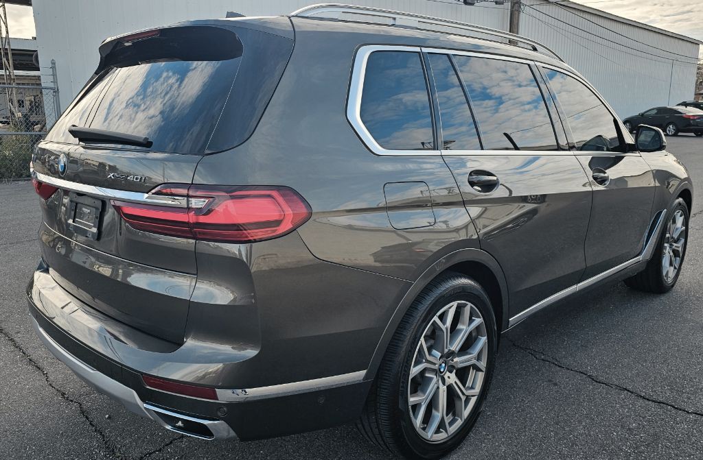 2020 BMW X7 Image 5