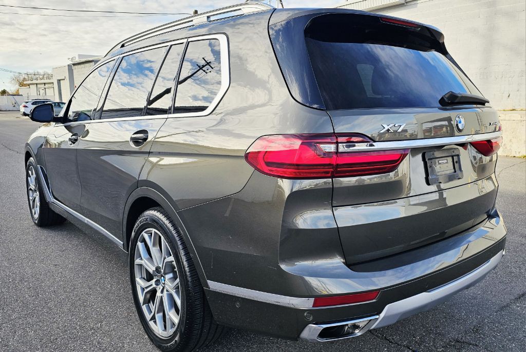 2020 BMW X7 Image 7