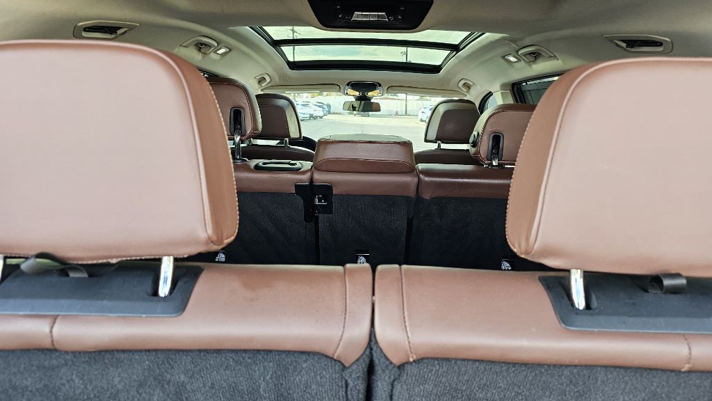 2020 BMW X7 Image 14