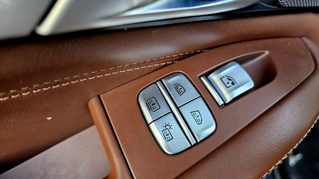 2020 BMW X7 Image 49