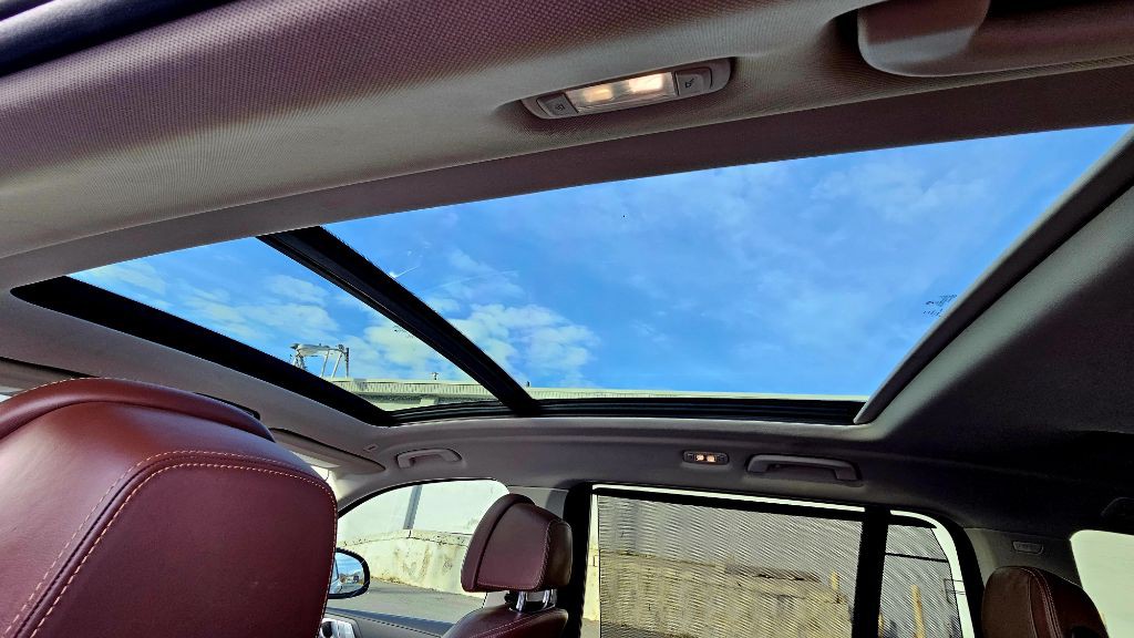 2020 BMW X7 Image 50