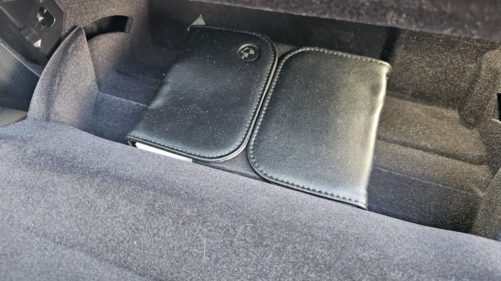 2020 BMW X7 Image 56