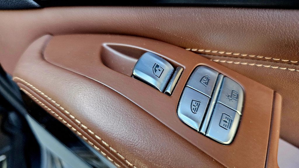 2020 BMW X7 Image 62