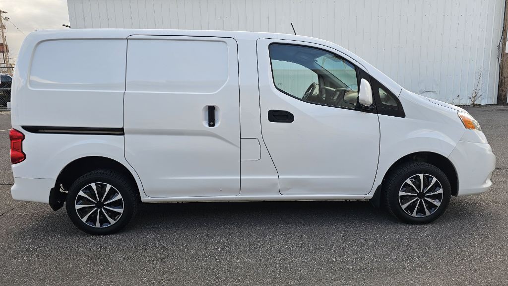 2021 Nissan NV200 Image 4