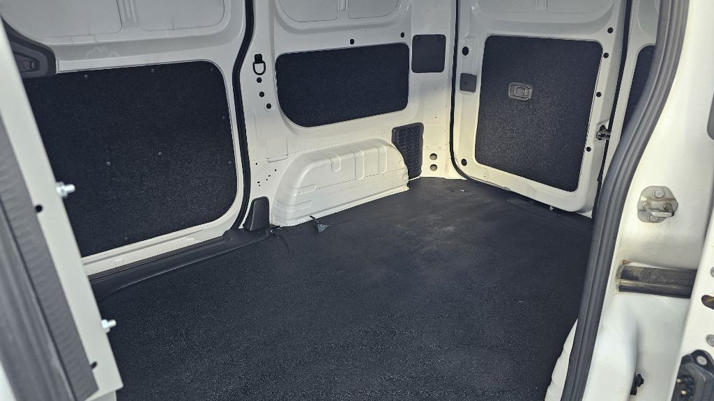 2021 Nissan NV200 Image 27