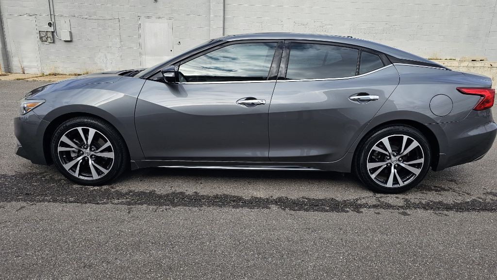 2016 Nissan Maxima Image 8