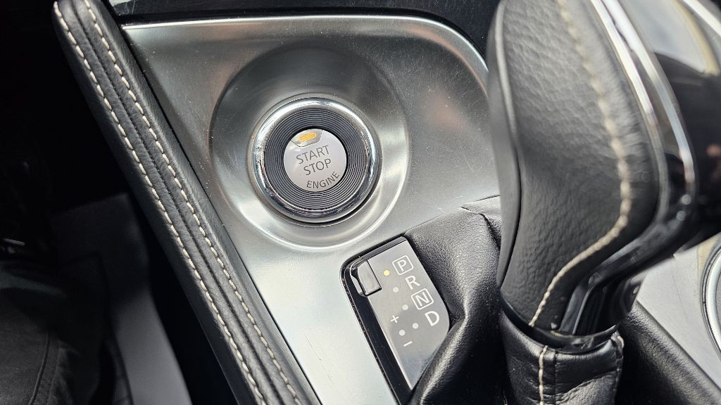 2016 Nissan Maxima Image 25