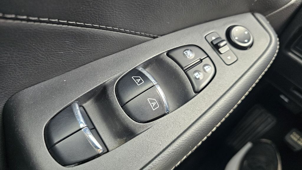 2016 Nissan Maxima Image 29