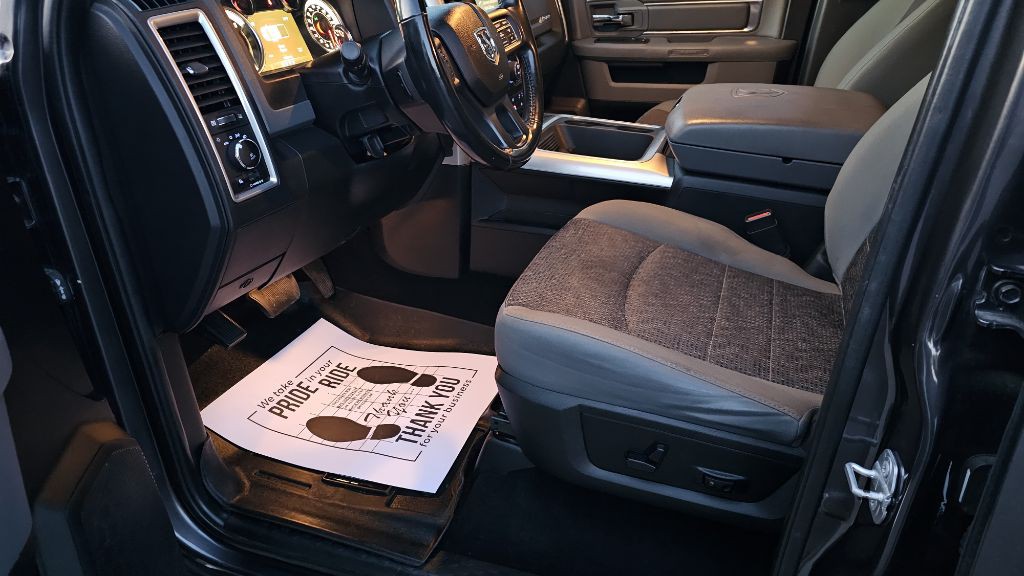 2017 RAM 1500 Image 15