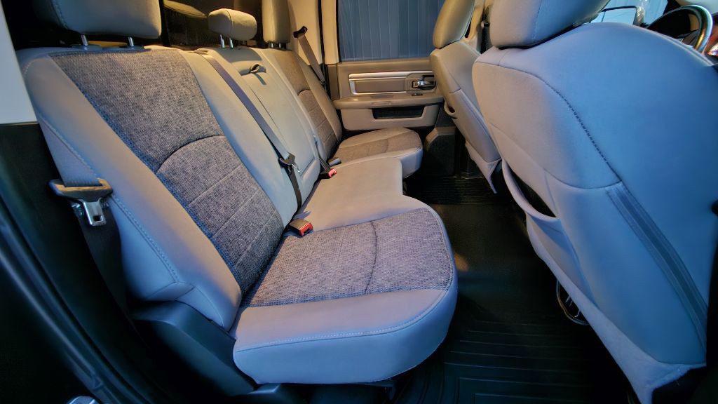 2017 RAM 1500 Image 41