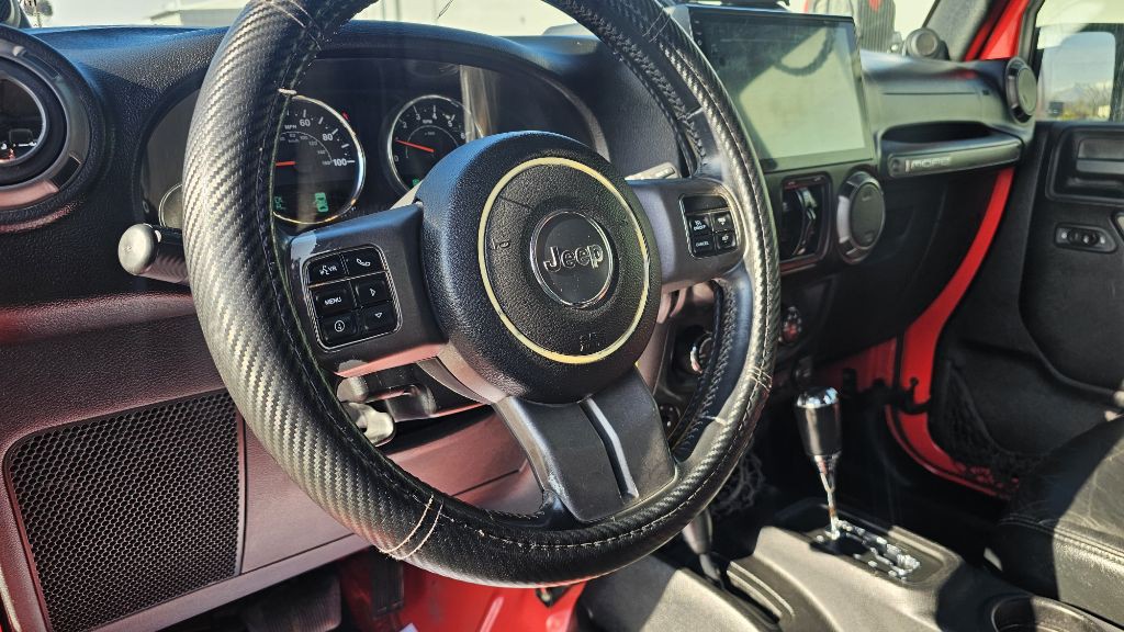 2013 Jeep Wrangler Unlimited Image 14