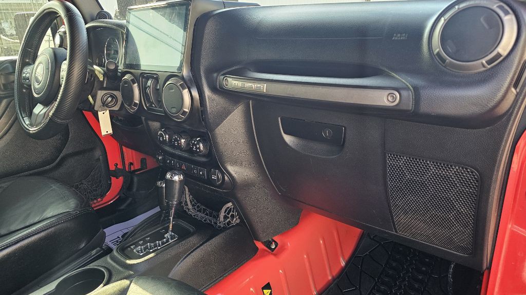 2013 Jeep Wrangler Unlimited Image 29