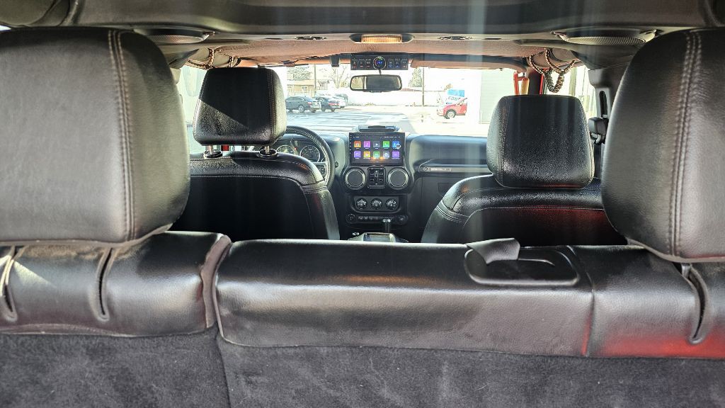 2013 Jeep Wrangler Unlimited Image 36